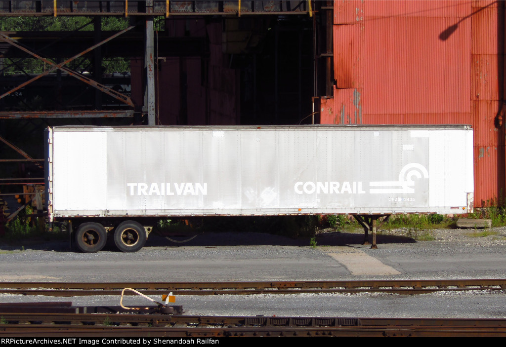 Conrail Trailvan